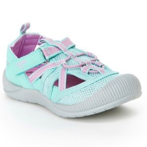 NWT OshKosh Sandals
